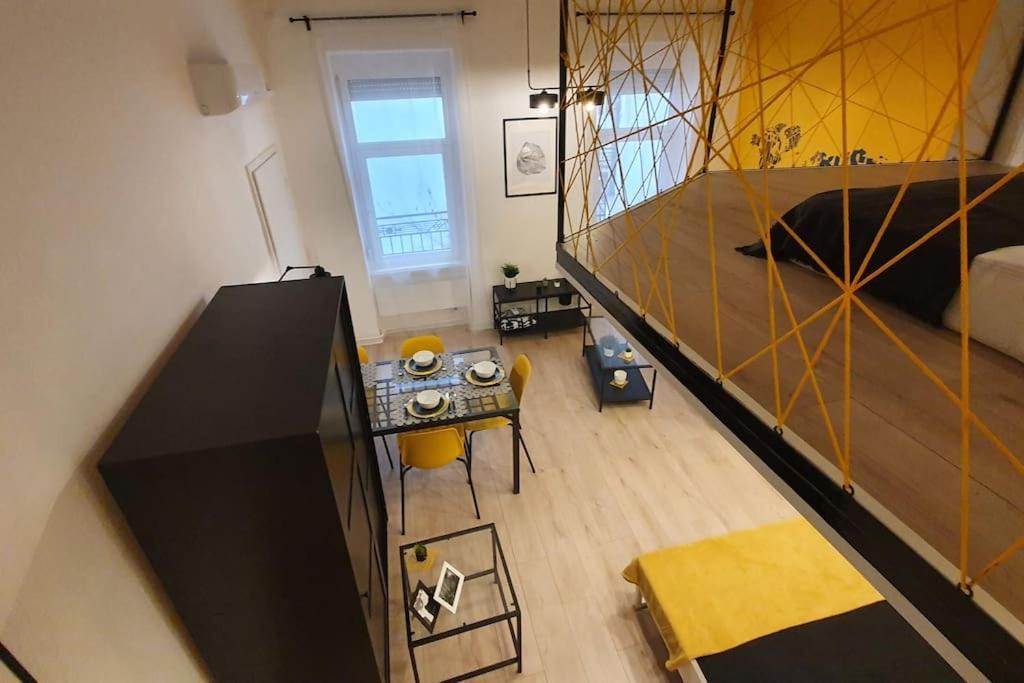 Violet Apartment With Air Condition Budapest Exterior photo
